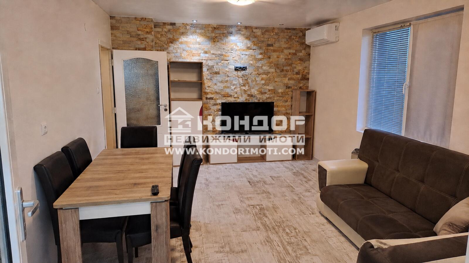 Продава 3-СТАЕН, гр. Пловдив, Кючук Париж, снимка 2 - Апартаменти - 54860533