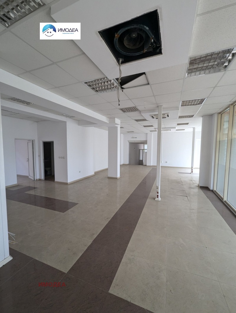 Продава МАГАЗИН в град Велико Търново, Център - 178 кв.м / 266 000 € » 520 250.78 лв., ИМОДЕА