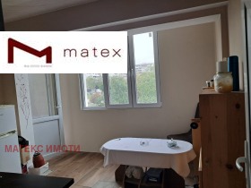1 slaapkamer Vladislav Varnentsjik 1, Varna 11