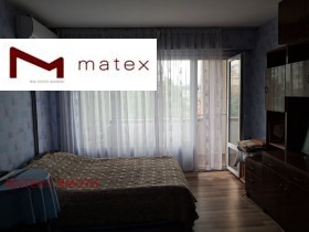 1 slaapkamer Vladislav Varnentsjik 1, Varna 6