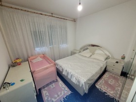 2 Schlafzimmer Druschba 3, Plewen 5