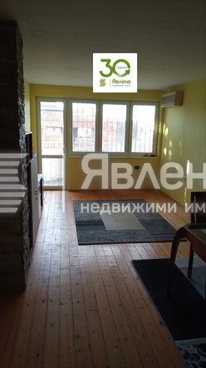 Продава  2-стаен, град Варна, Бриз •  138 000 EUR • ID 52288515 — holmes.bg - [1] 