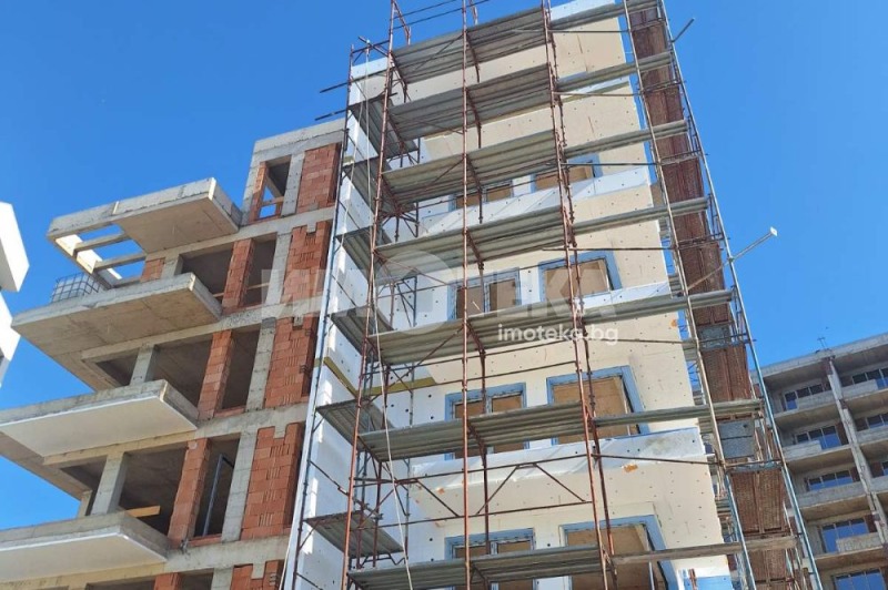 Продава  3-стаен, град Варна, Възраждане 4 •  145 000 EUR • ID 46281706 — holmes.bg - [1] 