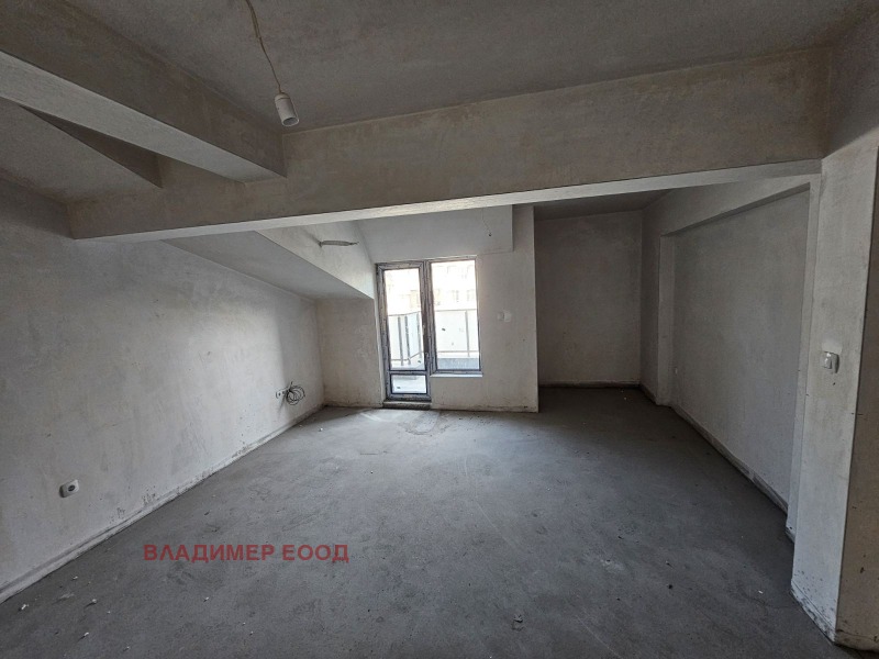 En venta  2 dormitorios Plovdiv , Karshiyaka , 100 metros cuadrados | 14076607 - imagen [11]