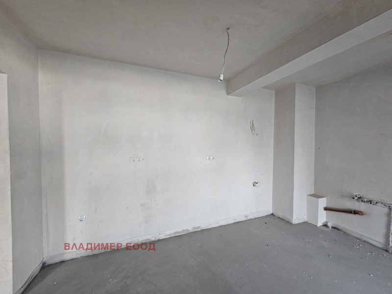 En venta  2 dormitorios Plovdiv , Karshiyaka , 100 metros cuadrados | 14076607 - imagen [9]