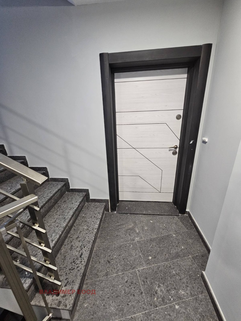 En venta  2 dormitorios Plovdiv , Karshiyaka , 100 metros cuadrados | 14076607 - imagen [3]