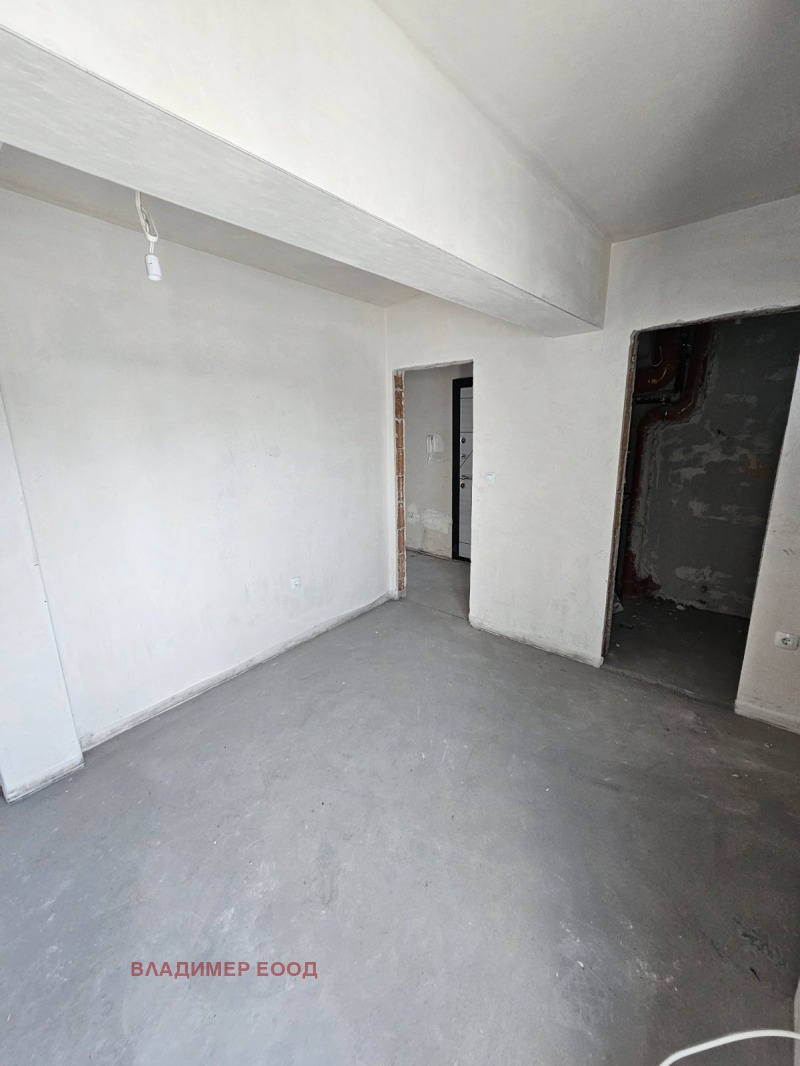 En venta  2 dormitorios Plovdiv , Karshiyaka , 100 metros cuadrados | 14076607 - imagen [17]