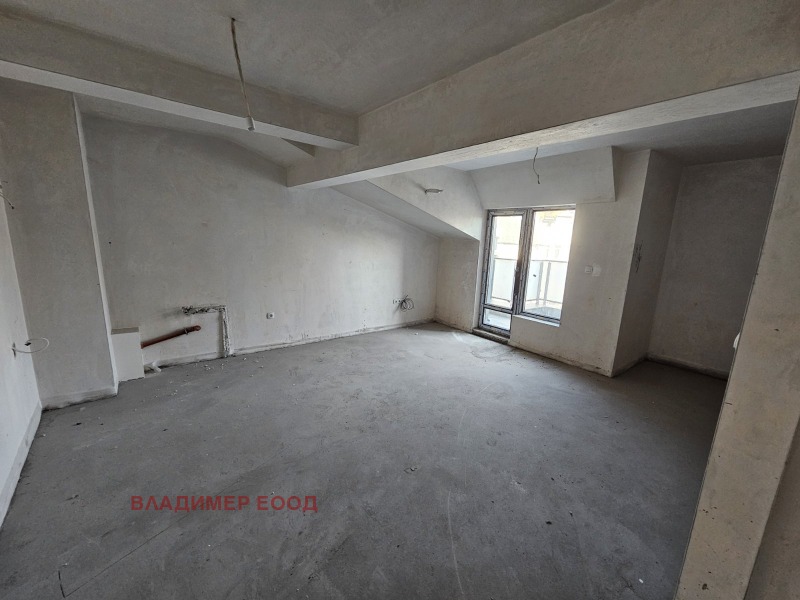 En venta  2 dormitorios Plovdiv , Karshiyaka , 100 metros cuadrados | 14076607 - imagen [8]