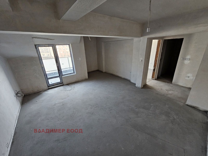 En venta  2 dormitorios Plovdiv , Karshiyaka , 100 metros cuadrados | 14076607 - imagen [10]