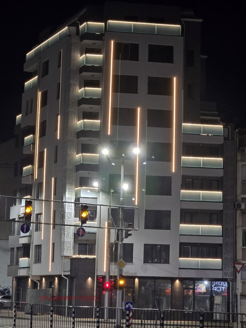 En venta  2 dormitorios Plovdiv , Karshiyaka , 100 metros cuadrados | 14076607 - imagen [2]