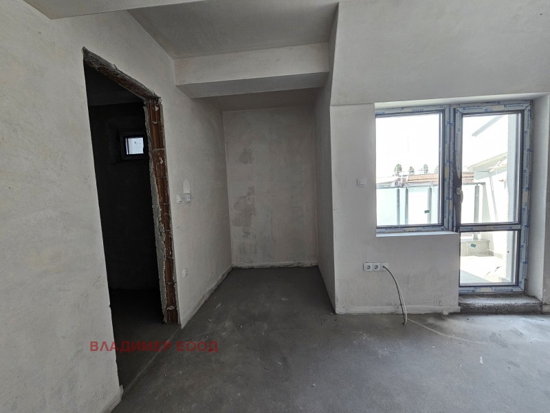 En venta  2 dormitorios Plovdiv , Karshiyaka , 100 metros cuadrados | 14076607 - imagen [13]