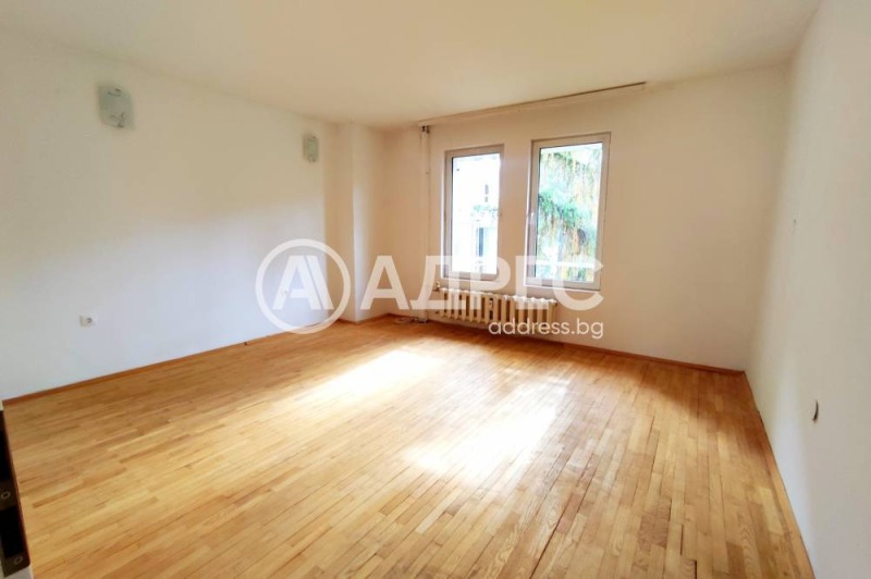 Продава МНОГОСТАЕН, гр. София, Гоце Делчев, снимка 2 - Апартаменти - 53335728