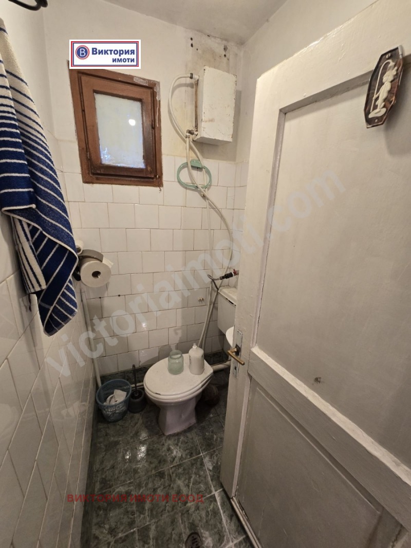 Продава ЕТАЖ ОТ КЪЩА, гр. Велико Търново, Стара част, снимка 5 - Етаж от къща - 52659749