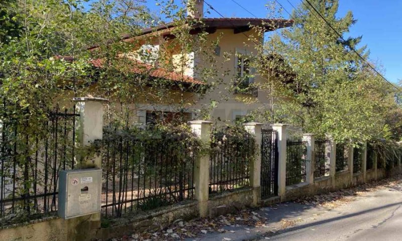 Til salg  Hus region Sofia , Pravets , 183 kvm | 17394576 - billede [2]