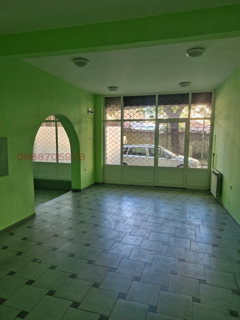 À venda  Comprar Plovdiv , Karchiiaka , 80 m² | 38401874