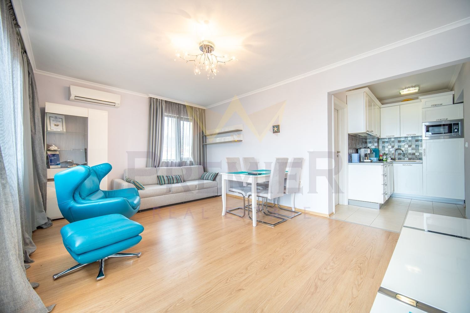 Продава 2-СТАЕН, гр. Балчик, област Добрич, снимка 2 - Апартаменти - 54299260