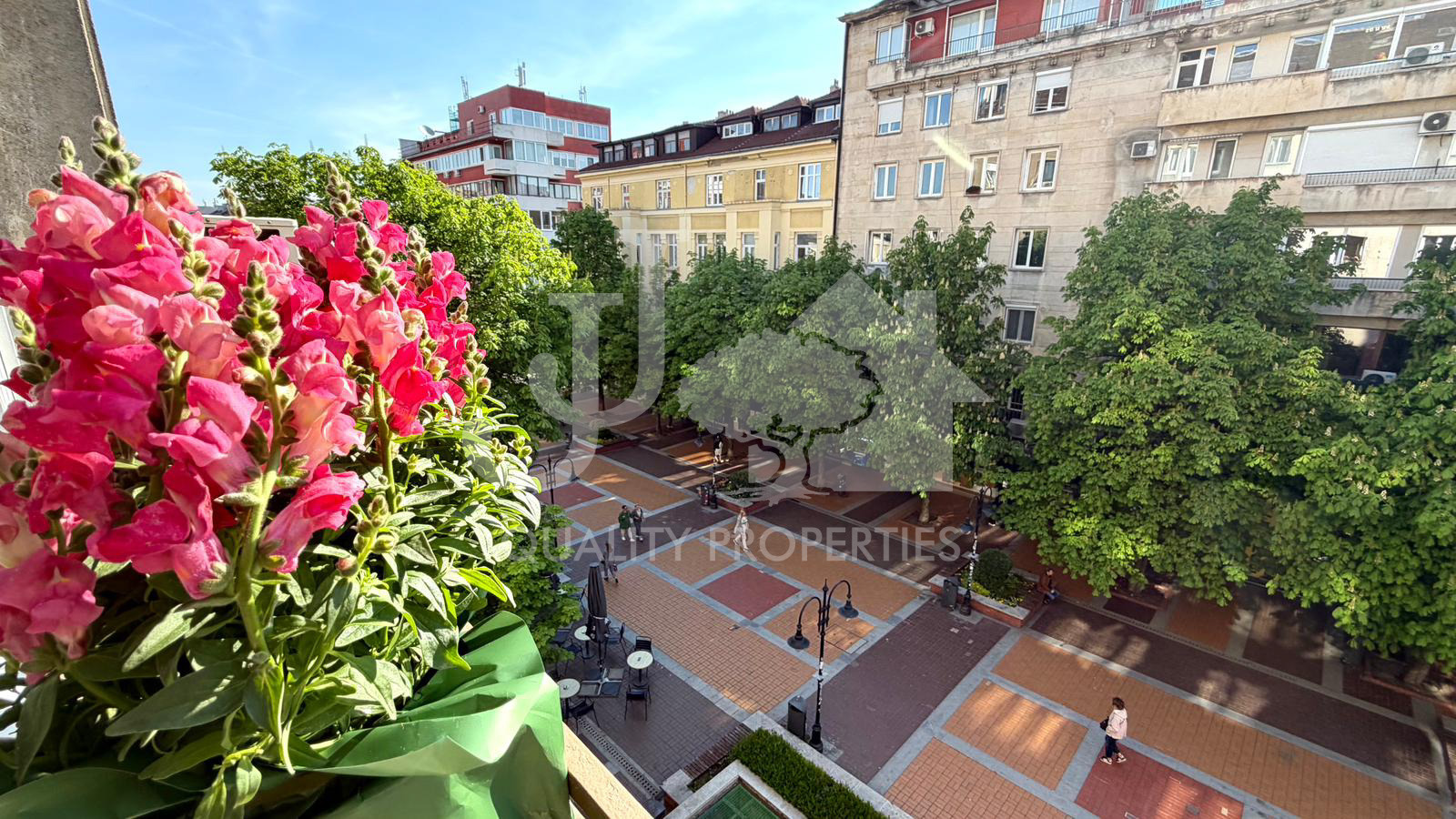Продава 3-СТАЕН, гр. София, Център, снимка 1 - Апартаменти - 55171843
