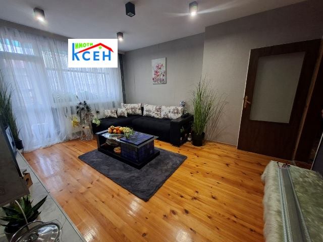 Продава 4-СТАЕН, гр. Търговище, Център, снимка 6 - Апартаменти - 53958501