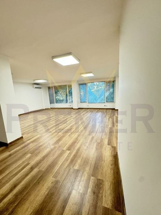 Продава ОФИС, гр. Варна, Бизнес хотел, снимка 5 - Офиси - 52165373