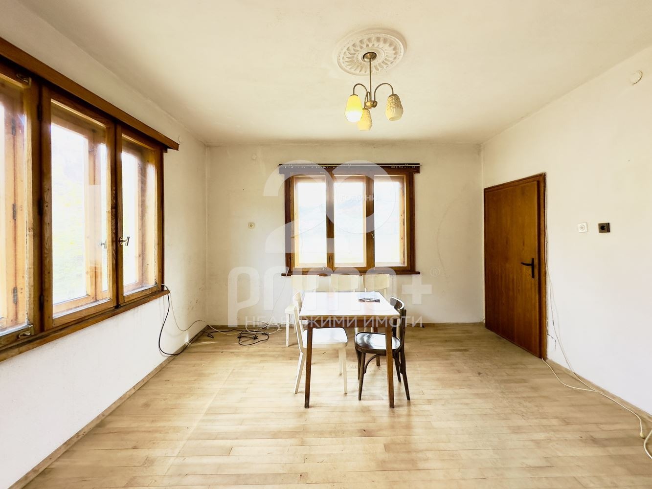 Продава КЪЩА, с. Рибарица, област Ловеч, снимка 2 - Къщи - 53670352