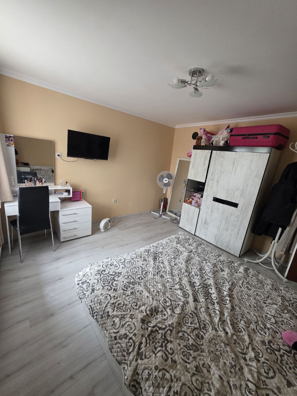 Продава КЪЩА, с. Градец, област Видин, снимка 5 - Къщи - 56223396
