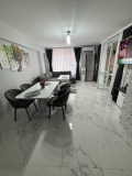 Продава  3-стаен град Пазарджик , Център , 120 кв.м | 43861652