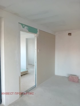 3 bedroom Borovo, Sofia 10