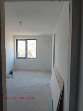 3 slaapkamers Borovo, Sofia 11