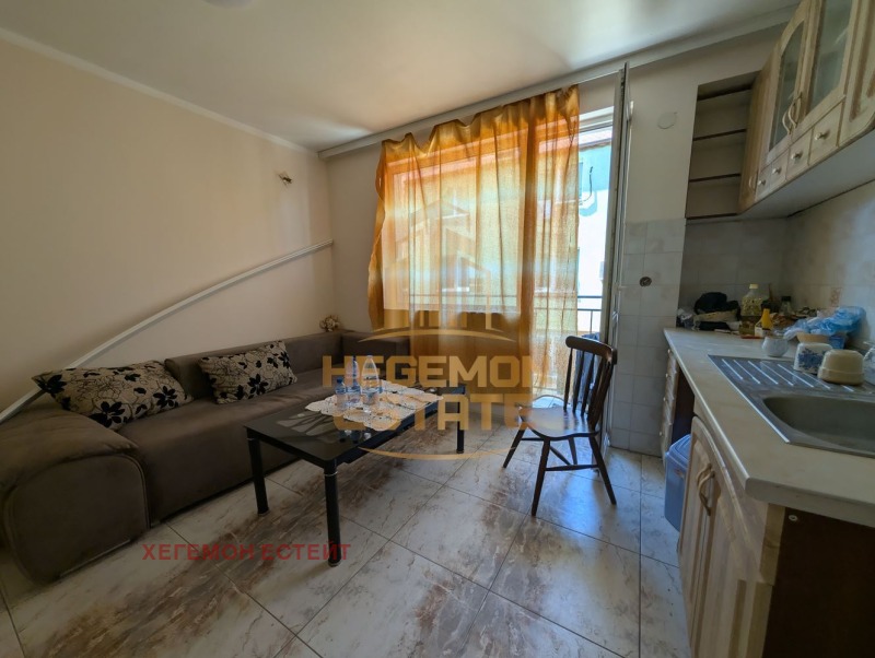 En venta  1 dormitorio Varna , Koljozen pazar , 52 metros cuadrados | 37883333 - imagen [2]
