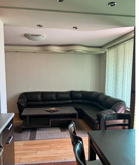 Продава 2-СТАЕН, гр. Варна, Базар Левски, снимка 2 - Апартаменти - 52209717