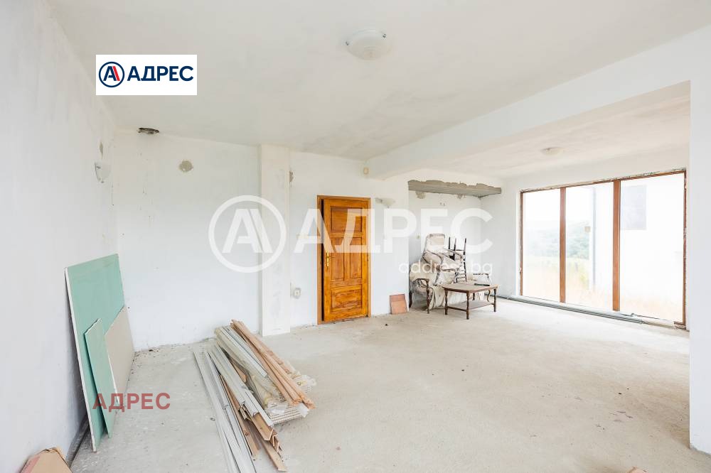 Продава КЪЩА, с. Църква, област Добрич, снимка 2 - Къщи - 54075881