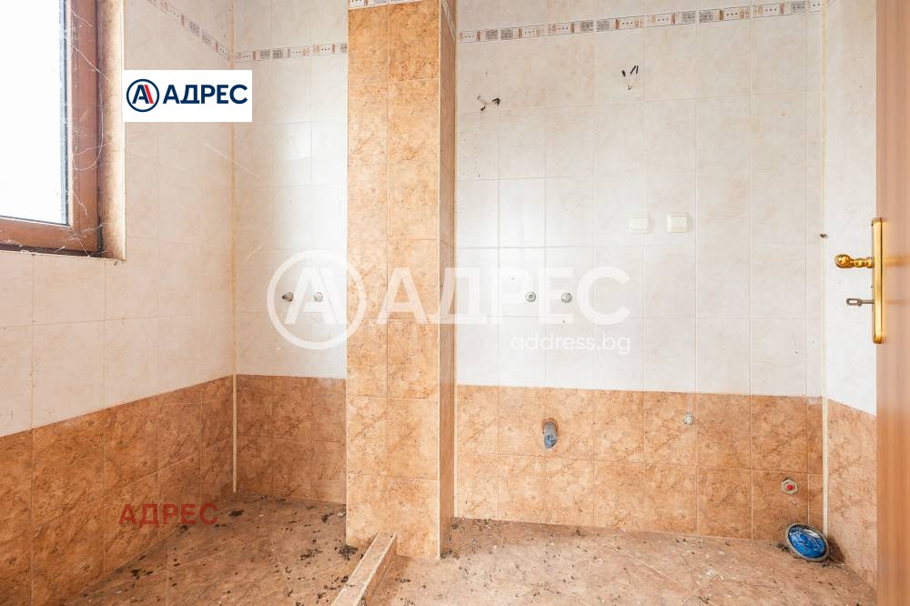 Продава КЪЩА, с. Църква, област Добрич, снимка 6 - Къщи - 54075881