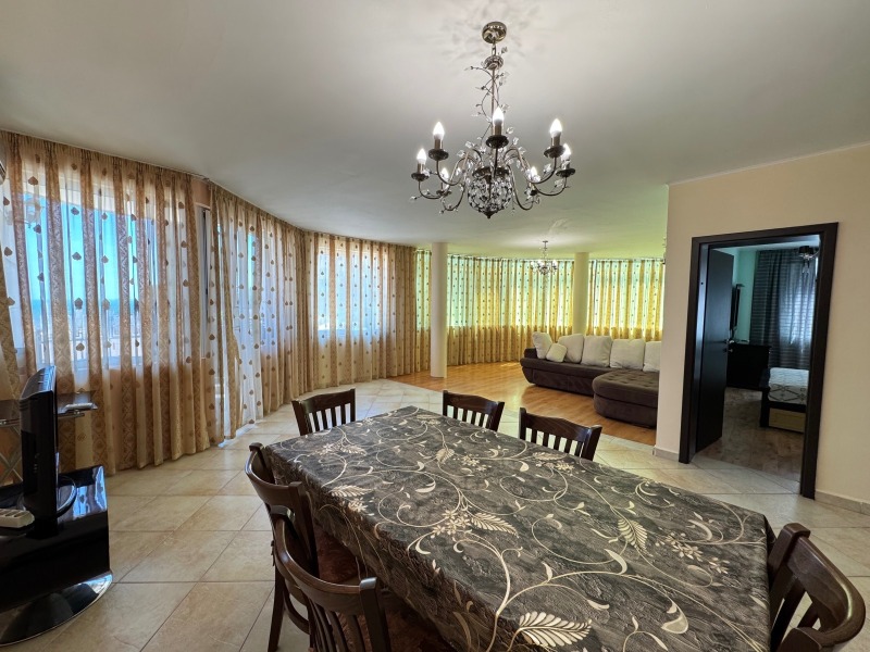 Продава  3-стаен област Бургас , гр. Поморие , 130 кв.м | 23451910