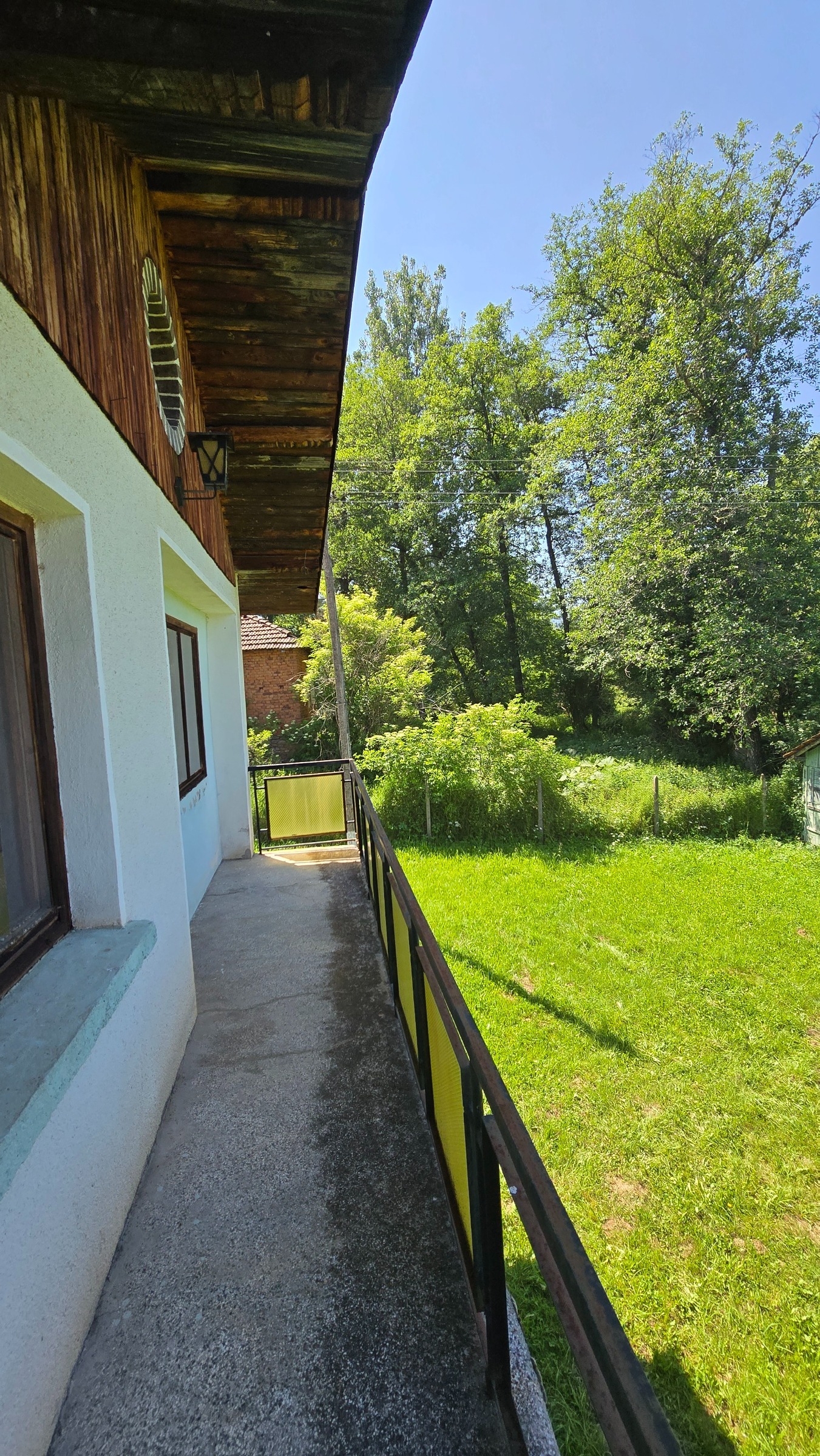 Продава КЪЩА, с. Долно село, област Кюстендил