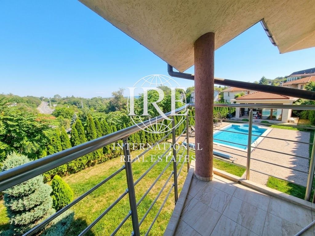 Продава КЪЩА, гр. Балчик, област Добрич, снимка 14 - Къщи - 56226883