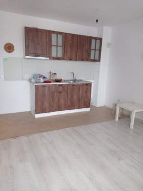 1 chambre Darvenitsa, Sofia 8