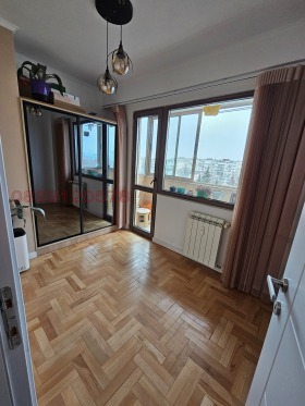 ������� 3-����� | Imot.bg � ����� ������ 8