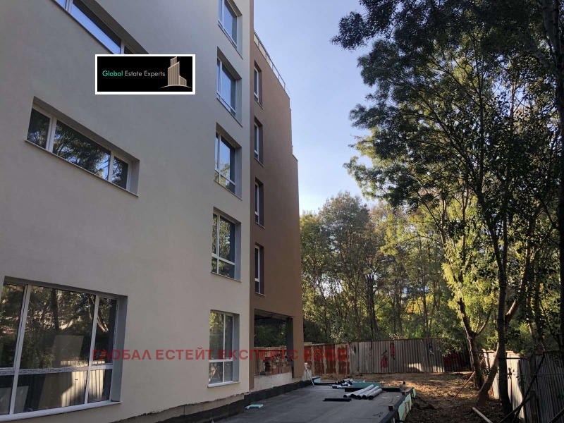 Продава 3-СТАЕН, гр. София, Света Троица