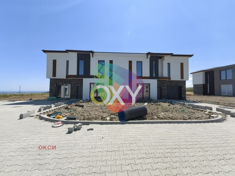 En venta  Casa región Sofia , Pozharevo , 200 metros cuadrados | 10017606 - imagen [3]