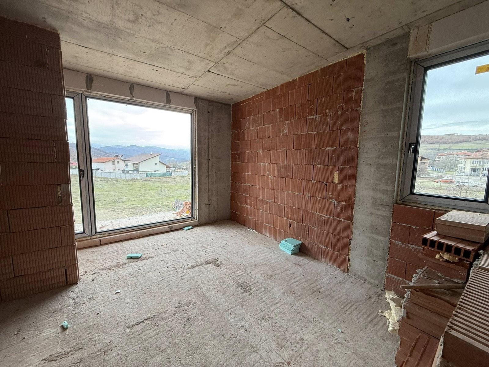 Продава КЪЩА, с. Изгрев, област Благоевград, снимка 13 - Къщи - 53803652