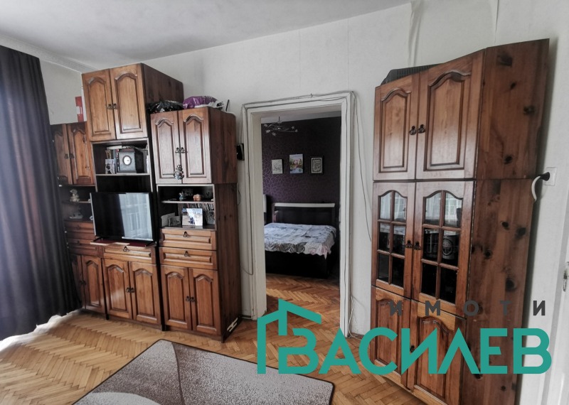 Продава 2-СТАЕН, гр. София, Толстой