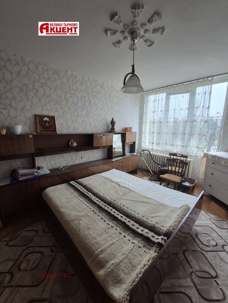 Продава 3-СТАЕН, гр. Велико Търново, Колю Фичето, снимка 6 - Апартаменти - 53414447