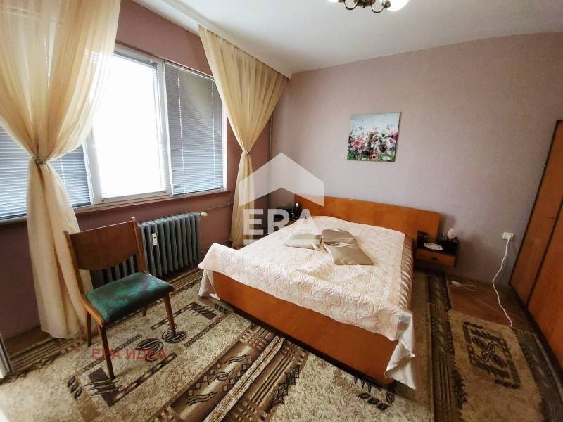 Продава 4-СТАЕН, гр. Плевен, Широк център, снимка 5 - Апартаменти - 54422918