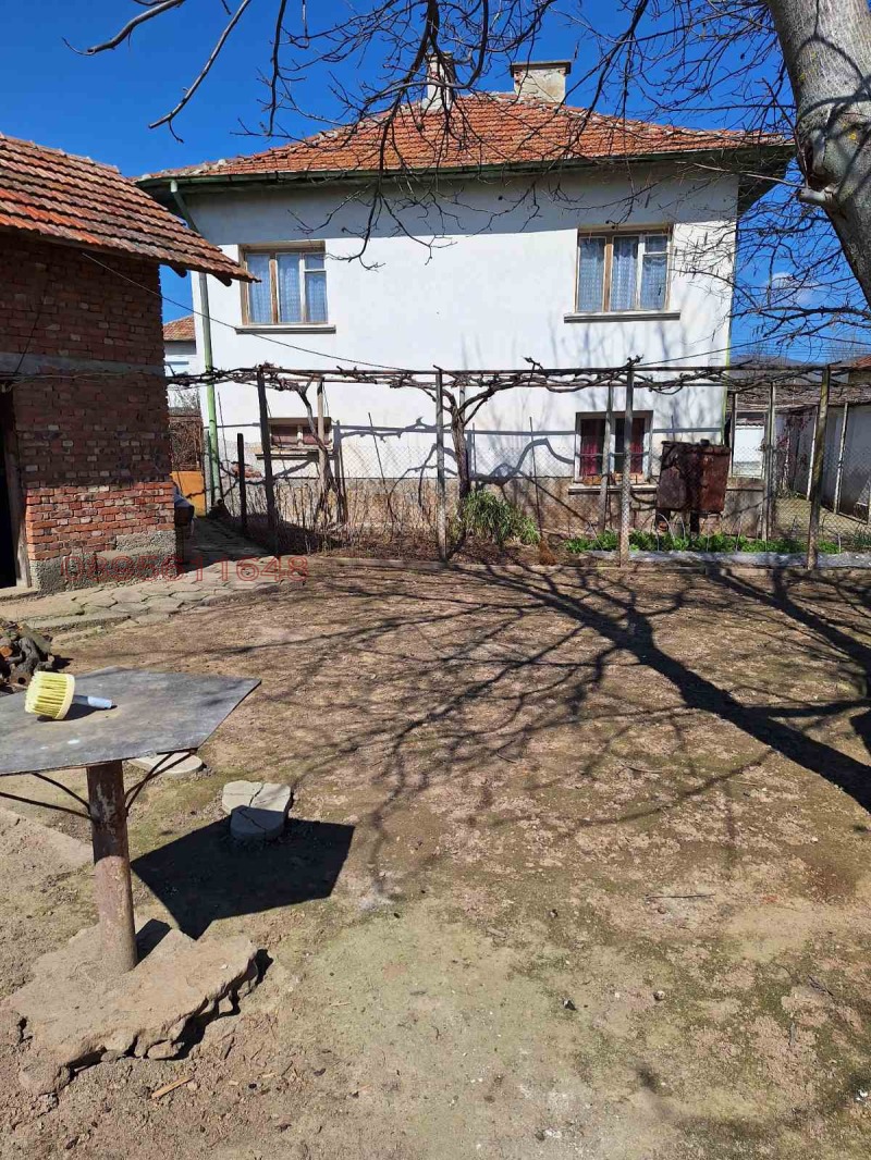 Продава КЪЩА, с. Ябълково, област Кюстендил, снимка 2 - Къщи - 52786488