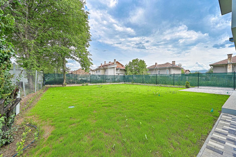 Продава КЪЩА, с. Равно поле, област София област, снимка 12 - Къщи - 52317139