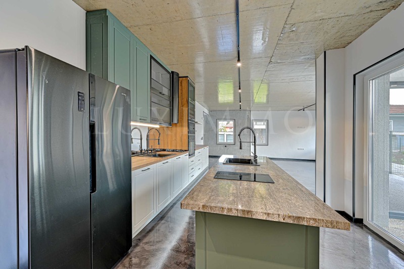 Продава КЪЩА, с. Равно поле, област София област, снимка 8 - Къщи - 52317139