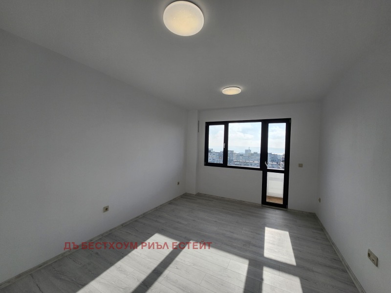 Продава 3-СТАЕН, гр. Варна, Младост 1, снимка 5 - Апартаменти - 52384981