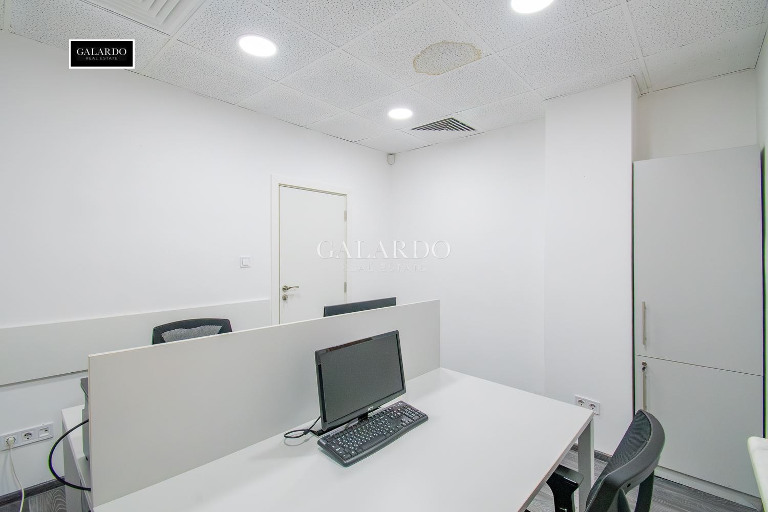 Продава 3-СТАЕН, гр. София, Център, снимка 2 - Апартаменти - 56099904