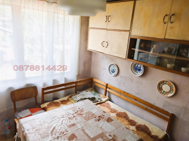 Продава КЪЩА, гр. Тутракан, област Силистра, снимка 2 - Къщи - 52784779