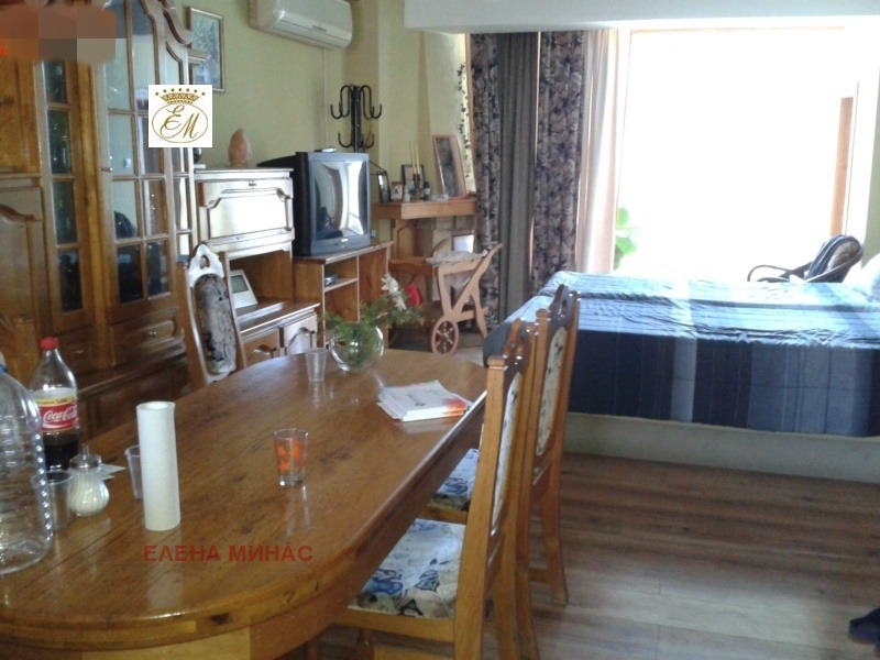 Продава КЪЩА, гр. Шумен, Военно училище, снимка 8 - Къщи - 54064490